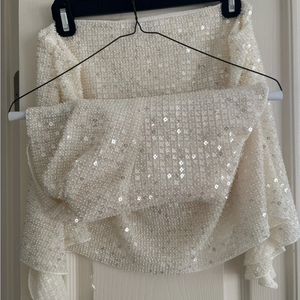 Oh Polly White Mini Skirt and Corset Top (TWO PEICE SET) - Picture 7 of 13